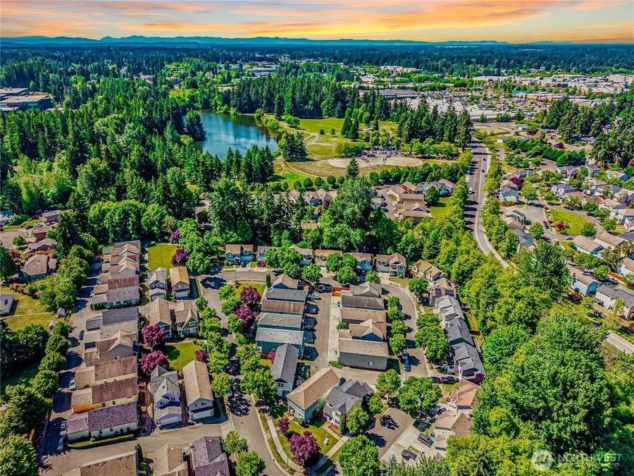 2706 9th Street Se, Puyallup, WA 98374 - #2