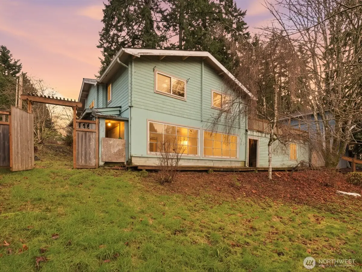 10271 148th Avenue Se, Renton, WA 98059 - #1