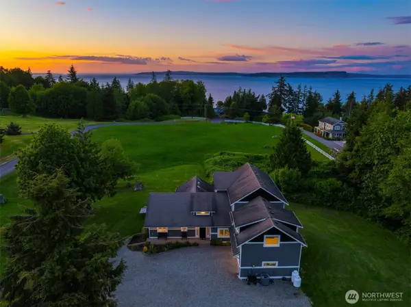 39170 NE No Name Place, Hansville, WA 98340