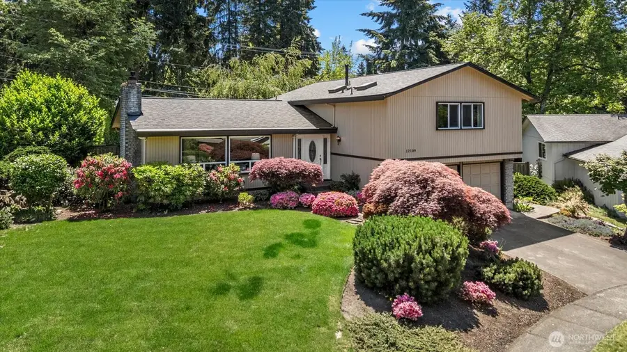 12109 SE 68th Place, Bellevue, WA 98006 - #2