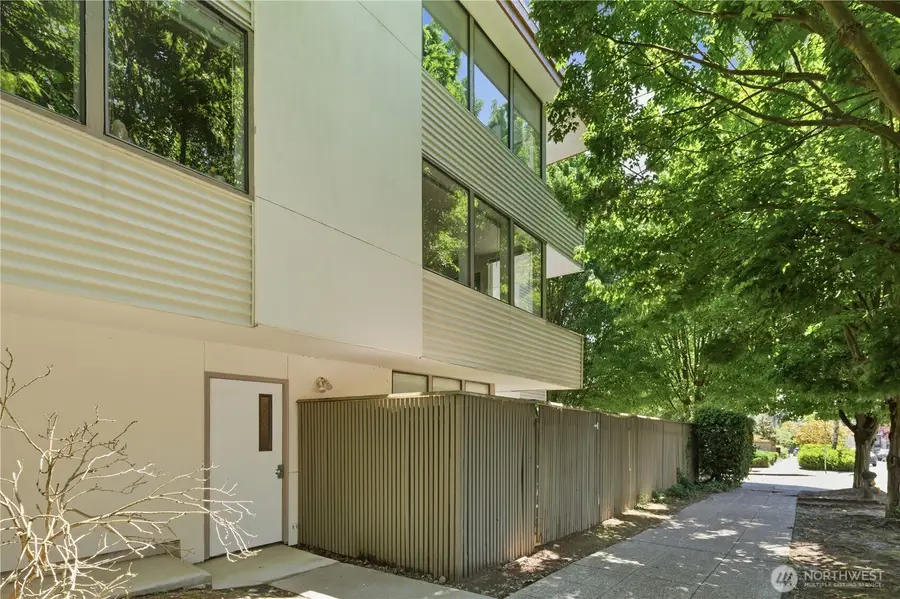 802 N 43rd Street, Seattle, WA 98103 - #2