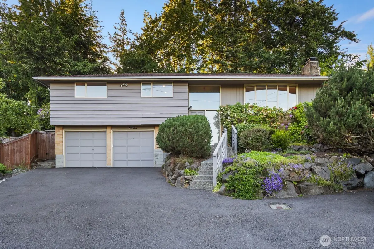 8433 221st Place Sw, Edmonds, WA 98026 - #1