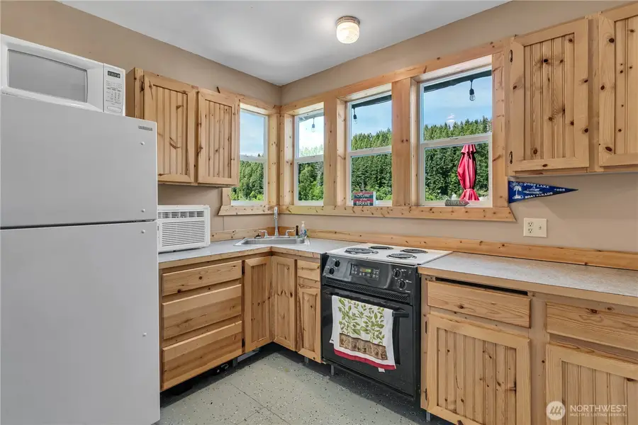 39420 Ski Park Road E, Eatonville, WA 98328 - #3
