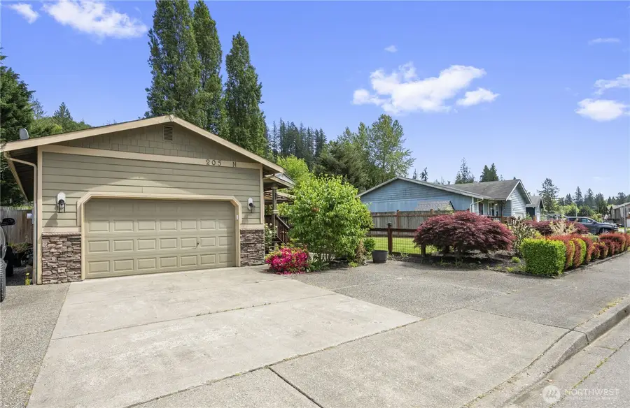 205 N Bogart Avenue, Granite Falls, WA 98252 - #2