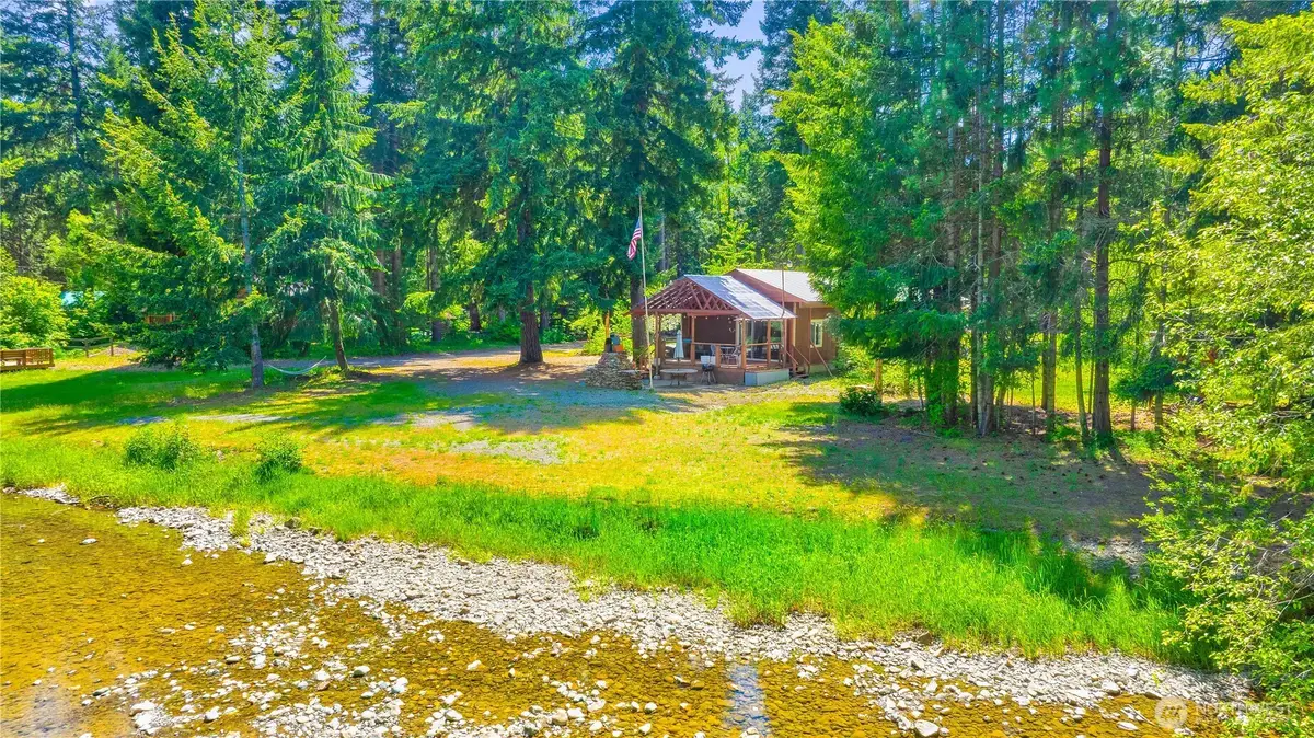 561 Sun Island Drive, Easton, WA 98925 - #1