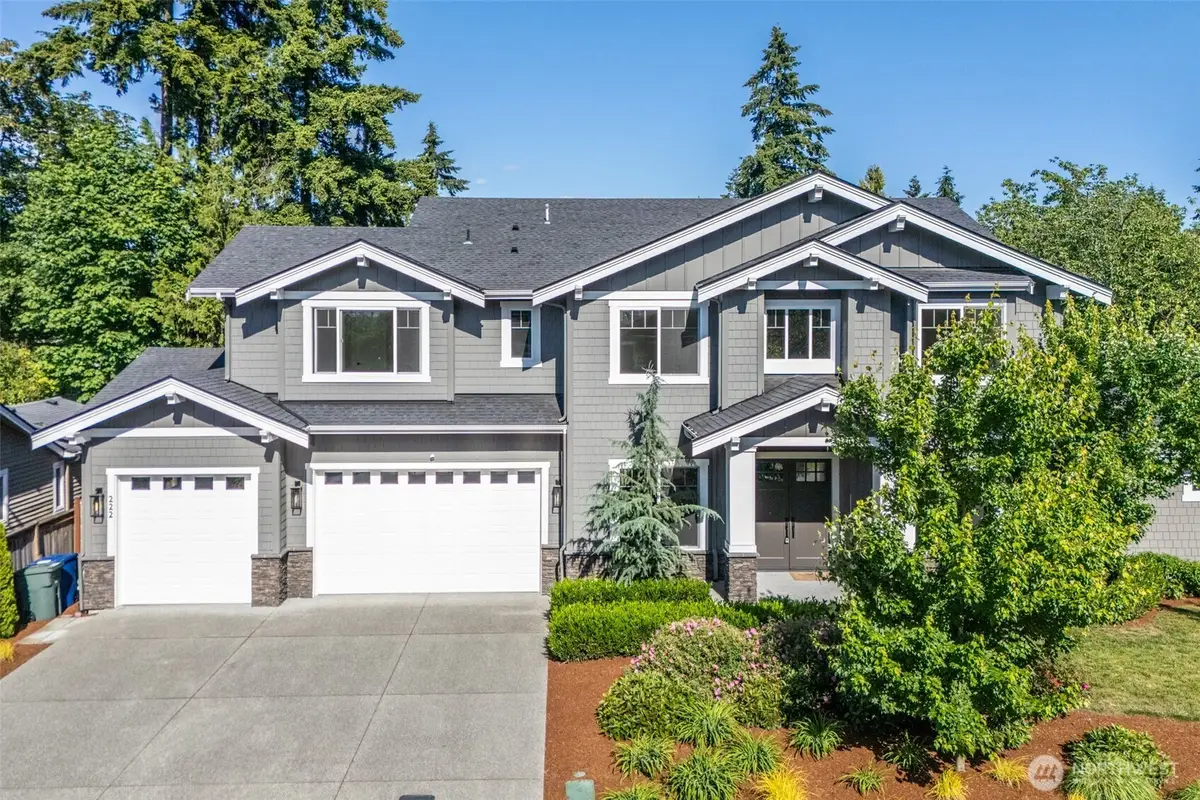 222 106th Avenue Se, Bellevue, WA 98004 - #1
