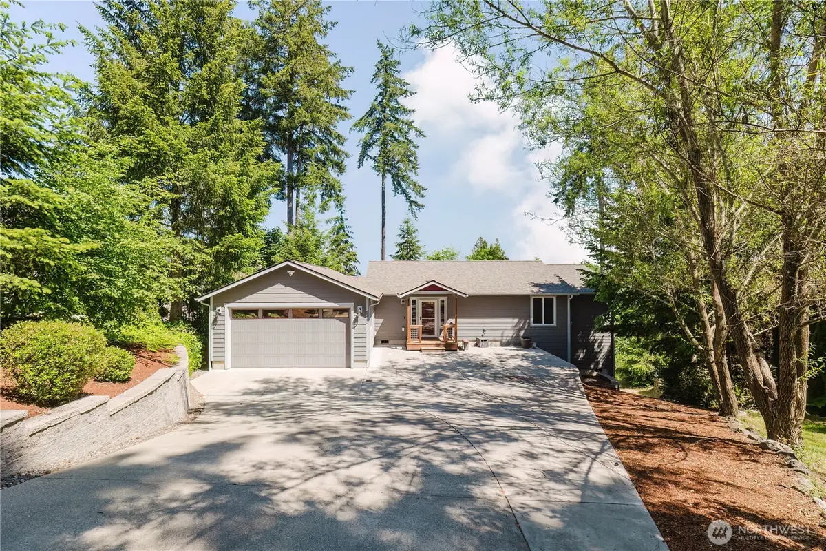 253 E Mountain View Drive, Allyn, WA 98524 - #1