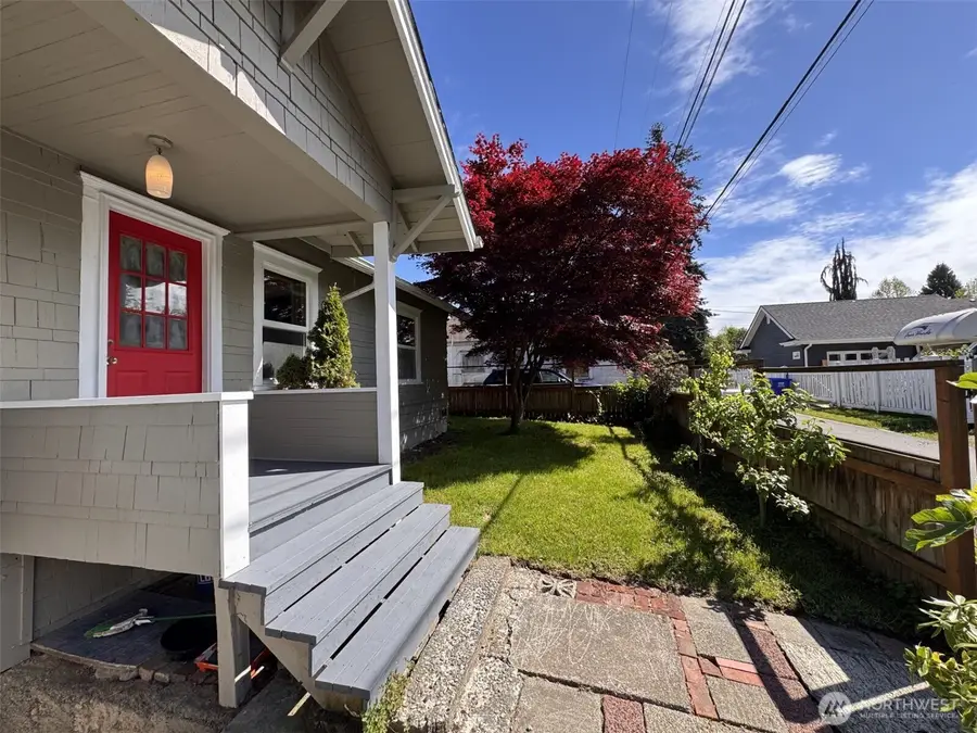1022 Rockefeller Avenue, Everett, WA 98201 - #2