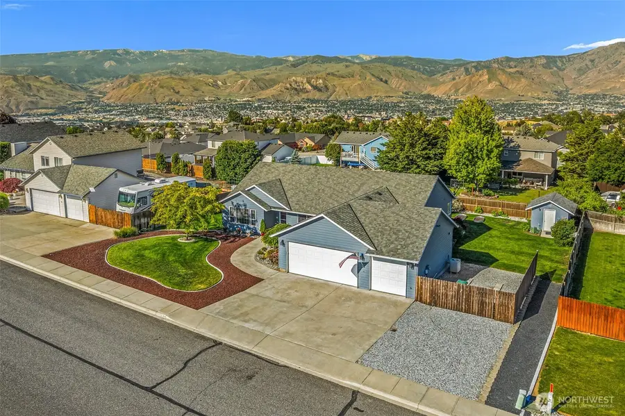 2384 Prairie Drive, East Wenatchee, WA 98802 - #2