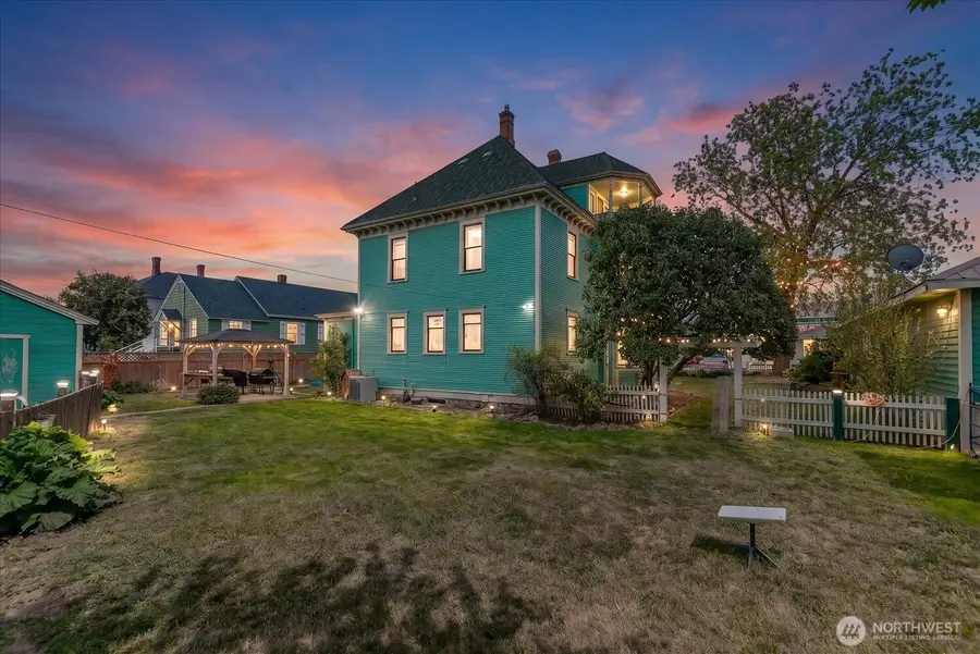 103 E Broadway Avenue, Ritzville, WA 99169 - #2