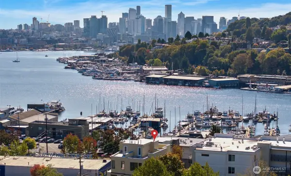 955 N 35th Street, Seattle, WA 98103