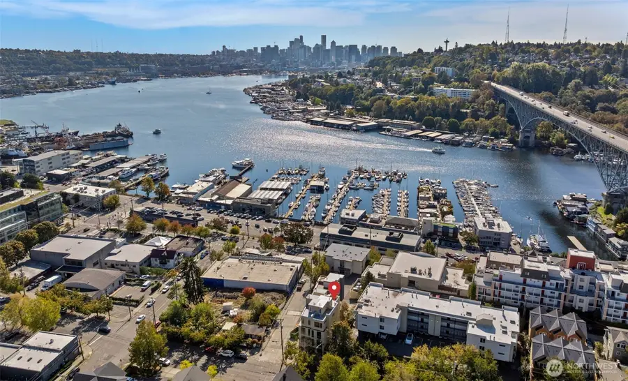 955 N 35th Street, Seattle, WA 98103 - #2