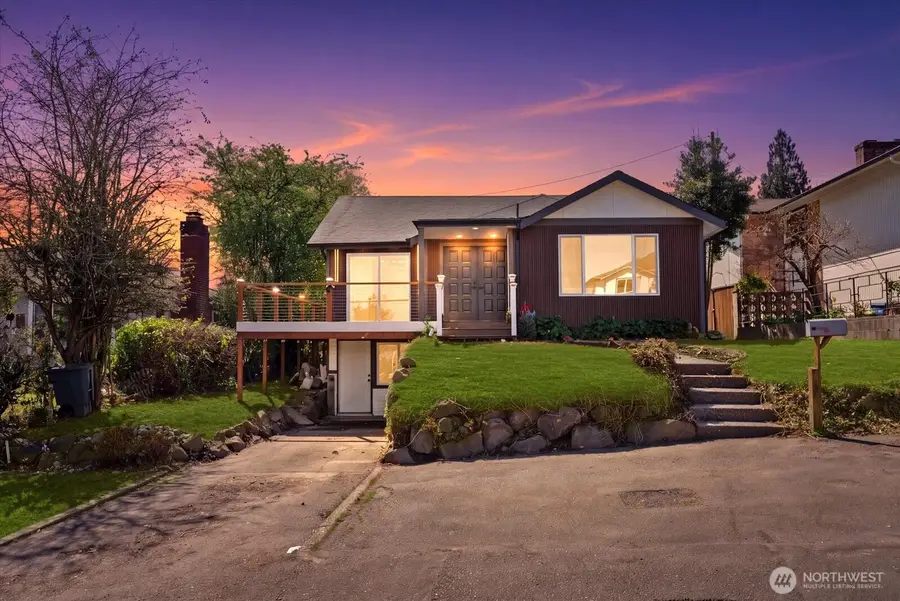 7915 S Lakeridge Drive, Seattle, WA 98178 - #2