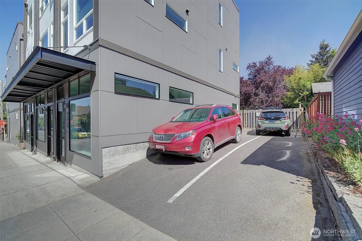 3444 California Avenue Sw, Seattle, WA 98116 - #1