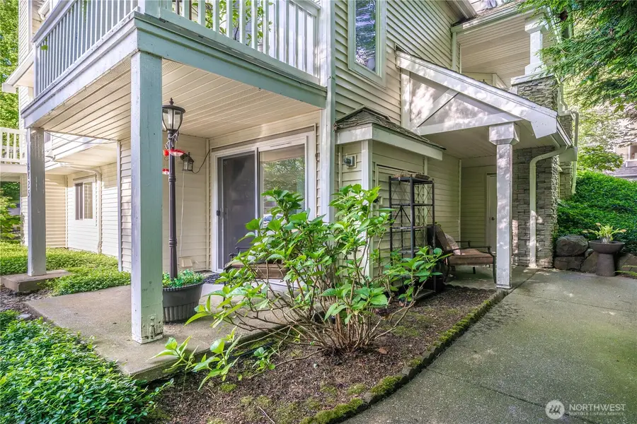 6825 Cougar Mountain Way, Bellevue, WA 98006 - #3