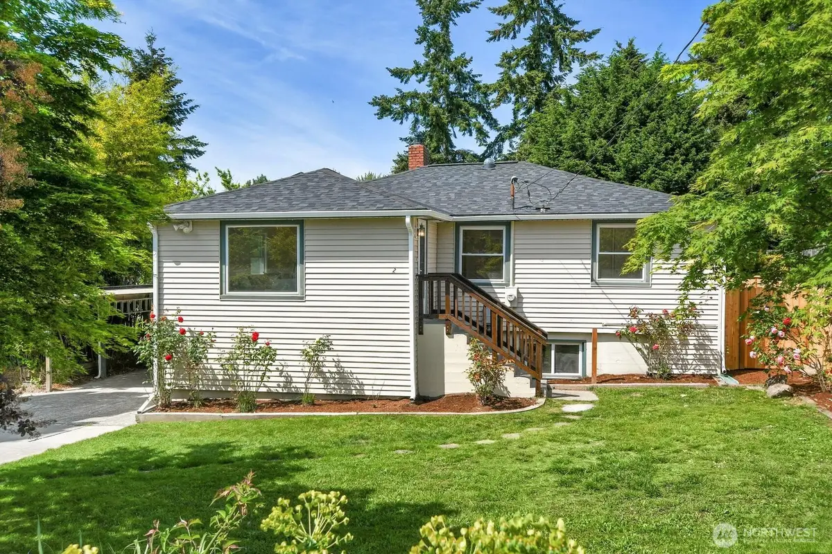 1262 SW Orchard Street Sw, Seattle, WA 98106 - #1