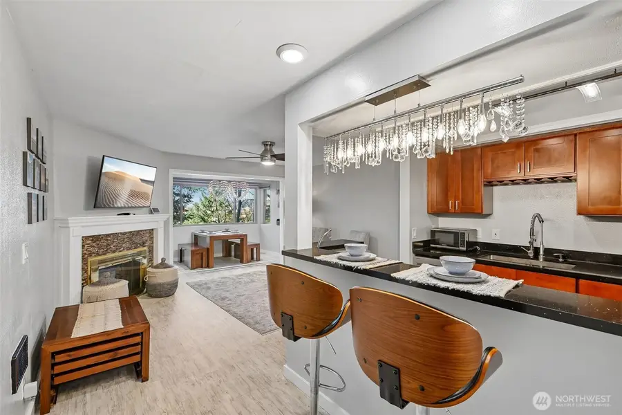12543 NE 23rd Place #D3, Bellevue, WA 98005 - #3
