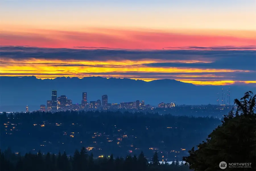 13707 SE 51st Place, Bellevue, WA 98006 - #3