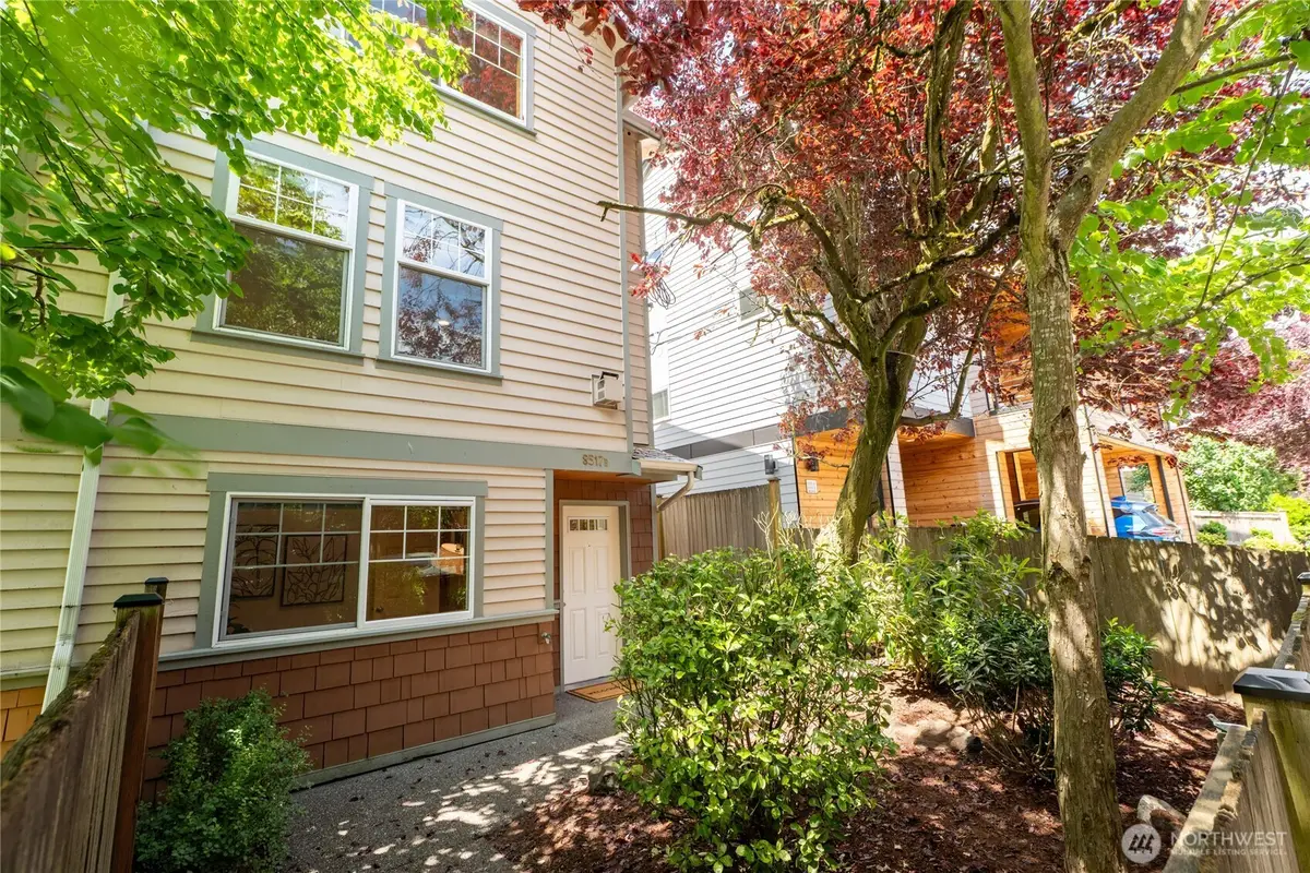 8517 Stone Avenue N, Seattle, WA 98103 - #1