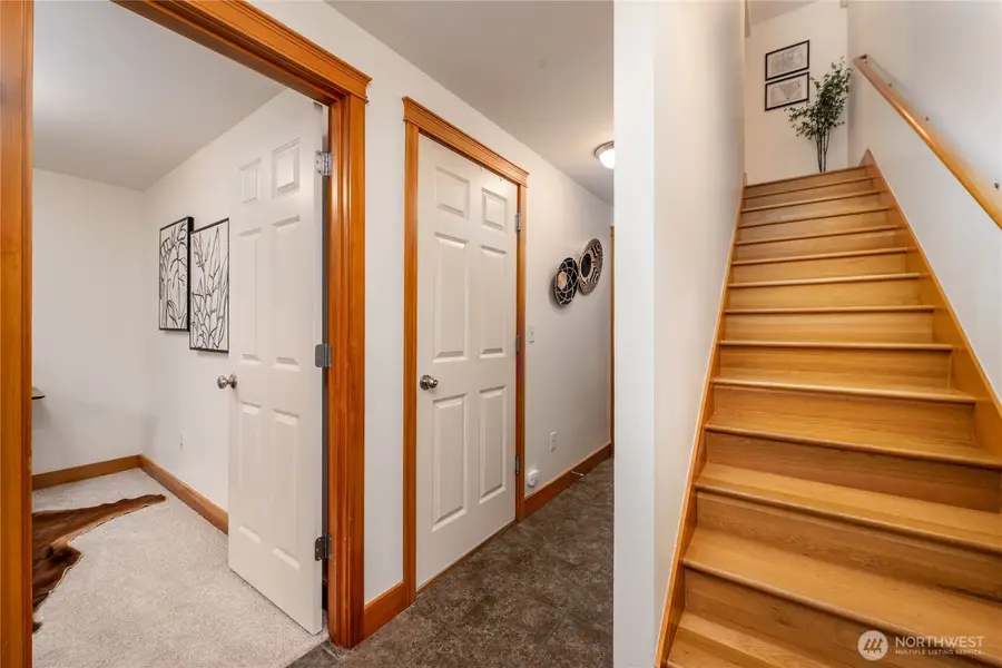 8517 Stone Avenue N, Seattle, WA 98103 - #3