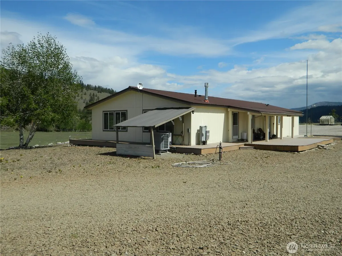 29 Duck Flats Road, Tonasket, WA 98855 - #1