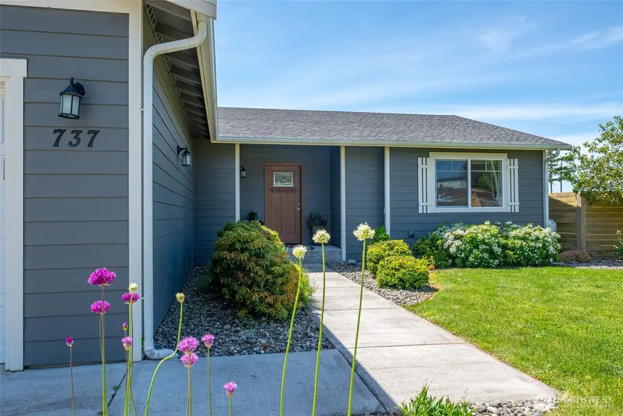 737 El Gato Street, Coupeville, WA 98239 - #3