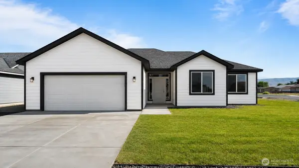 301 Poplar Street Ne, Royal City, WA 99357