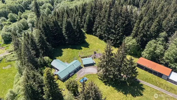 1399 Mora Road, Forks, WA 98331