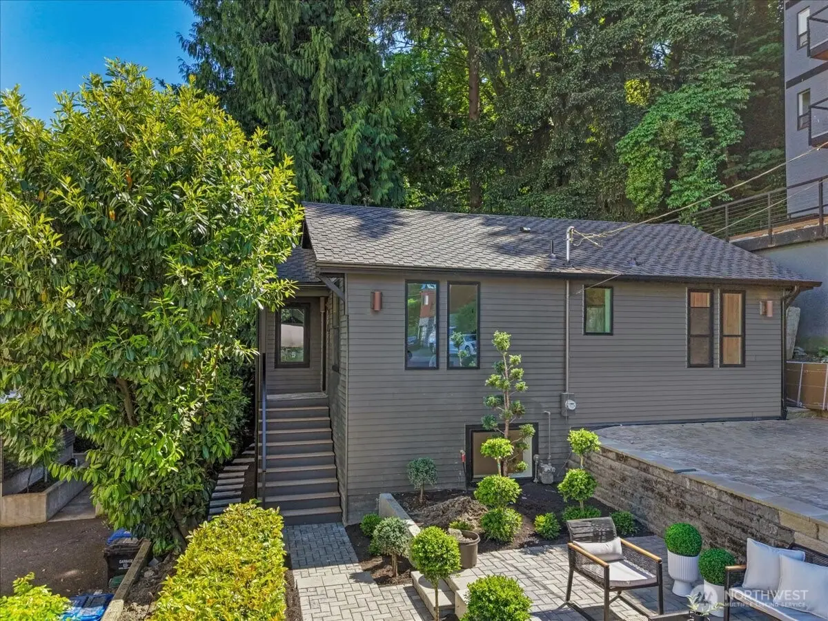 4011 SW Maryland Place, Seattle, WA 98116 - #1