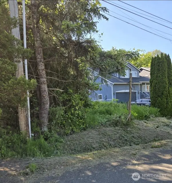 13041 33rd Avenue S #12, Tukwila, WA 98168