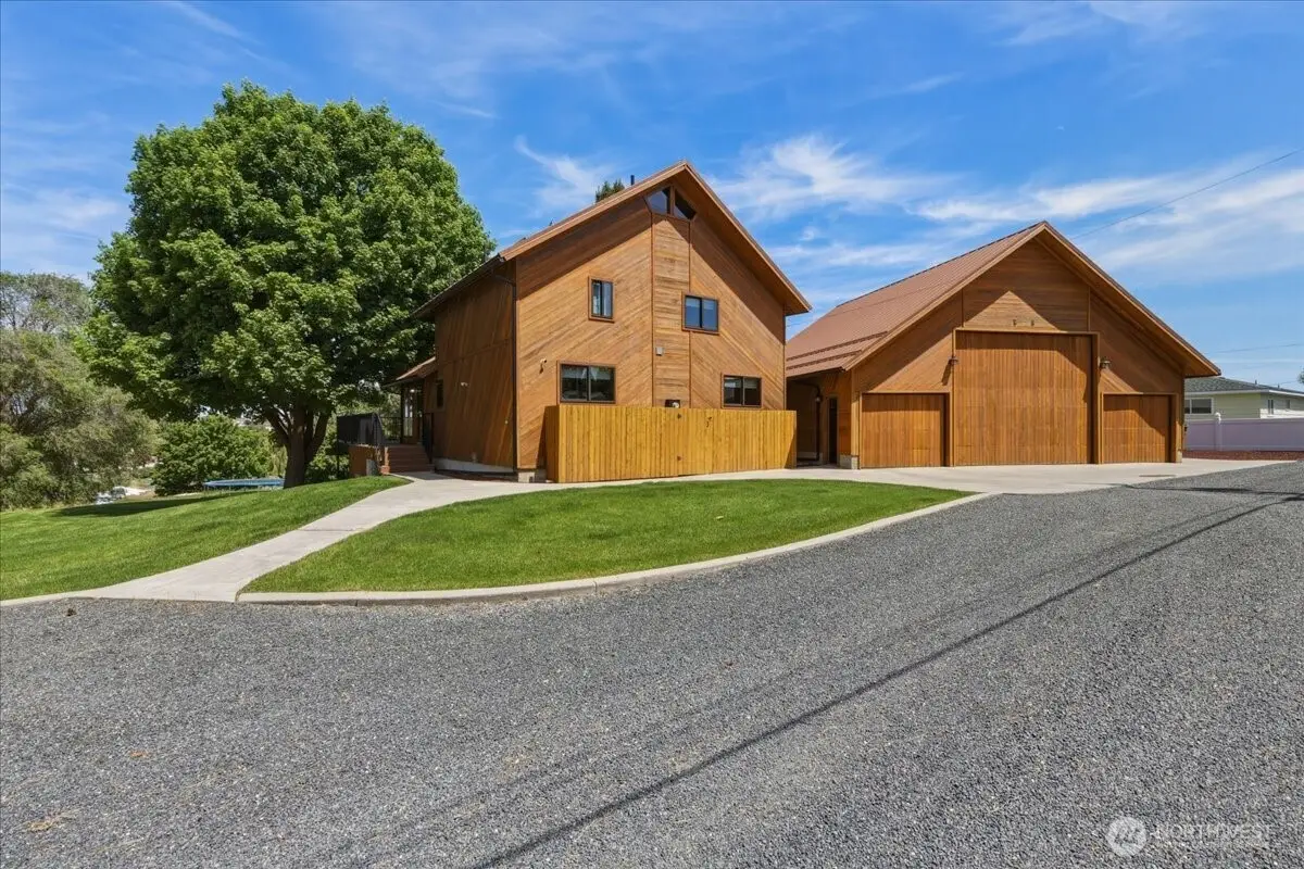 301 SW West Street, Wilbur, WA 99185 - #1