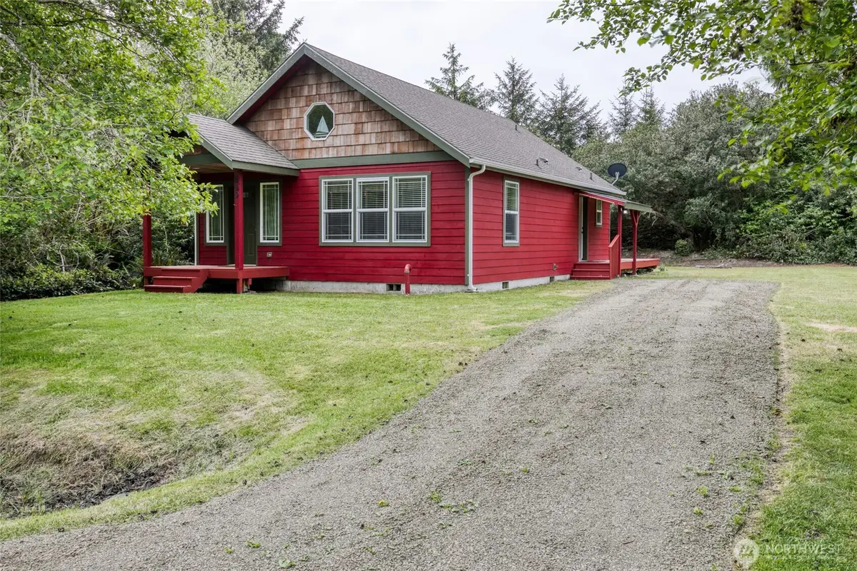 899 Wawona Avenue Sw, Ocean Shores, WA 98569 - #1