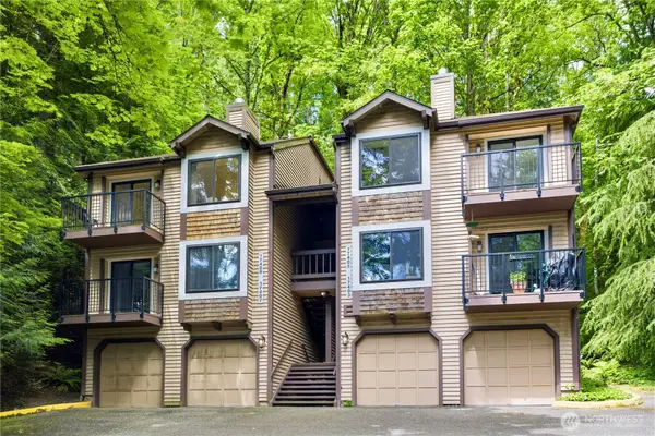 17409 NE 88th Place #9E, Redmond, WA 98052