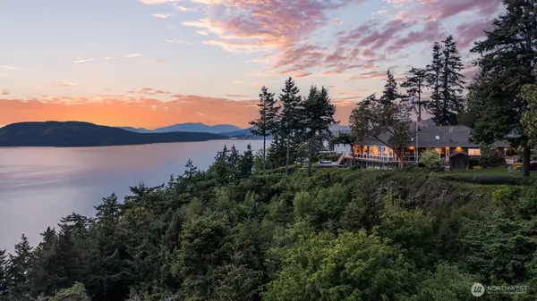 4034 Edith Point Road, Anacortes, WA 98221