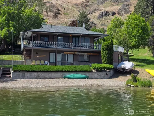 33524 Hwy 97 #B, Oroville, WA 98844