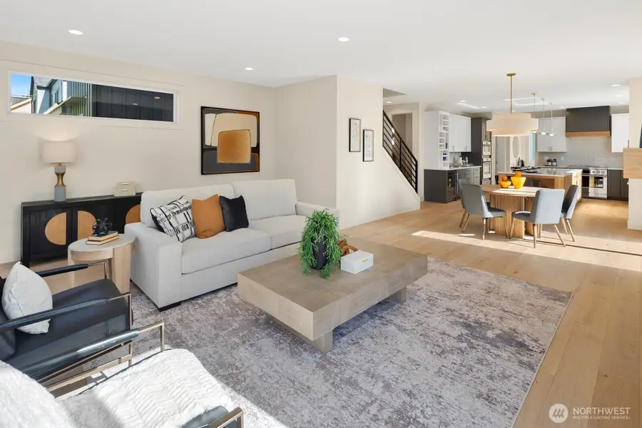 3250 29th Avenue W, Seattle, WA 98199 - #3