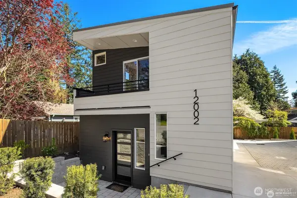 12002 20th Avenue Ne, Seattle, WA 98125