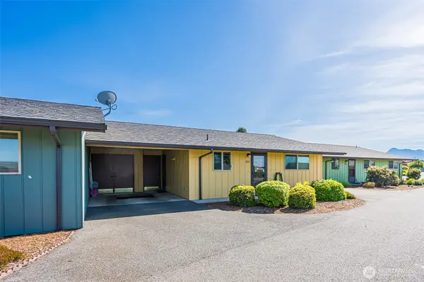 1301 S Third Avenue #20B, Sequim, WA 98382
