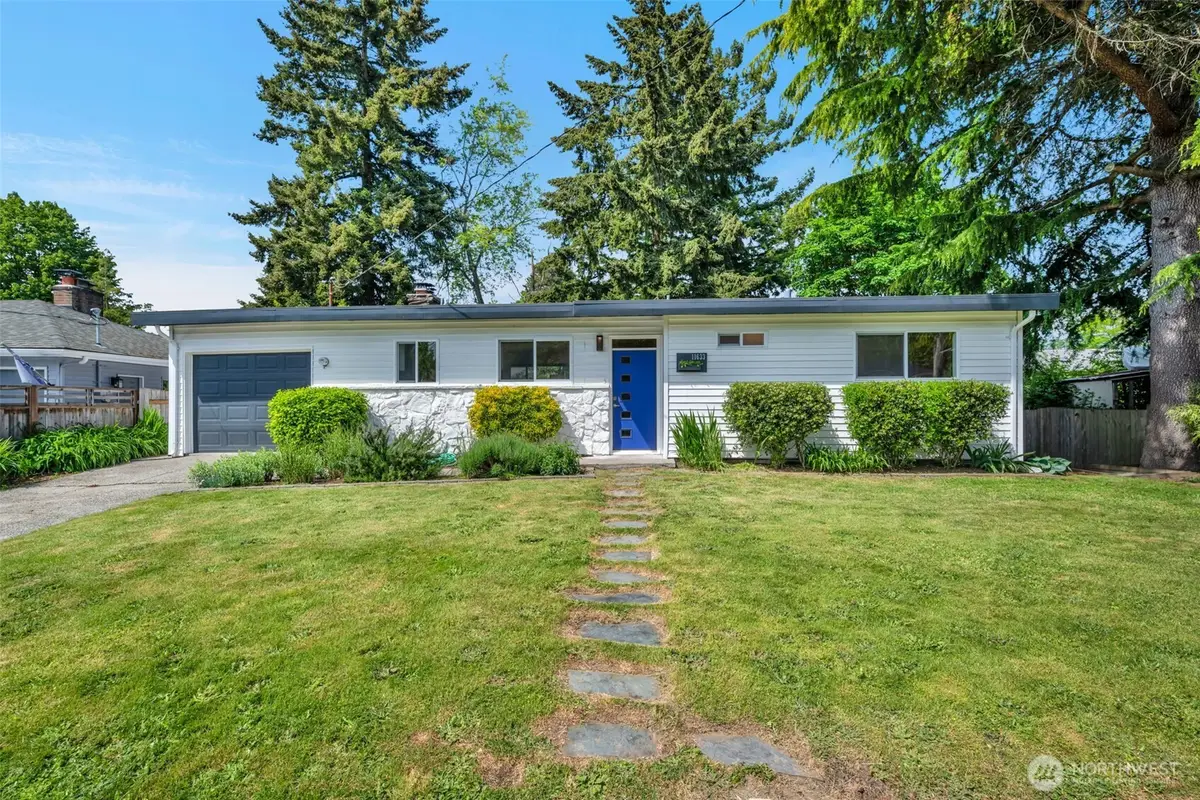 11633 18th Avenue Sw, Burien, WA 98146 - #1