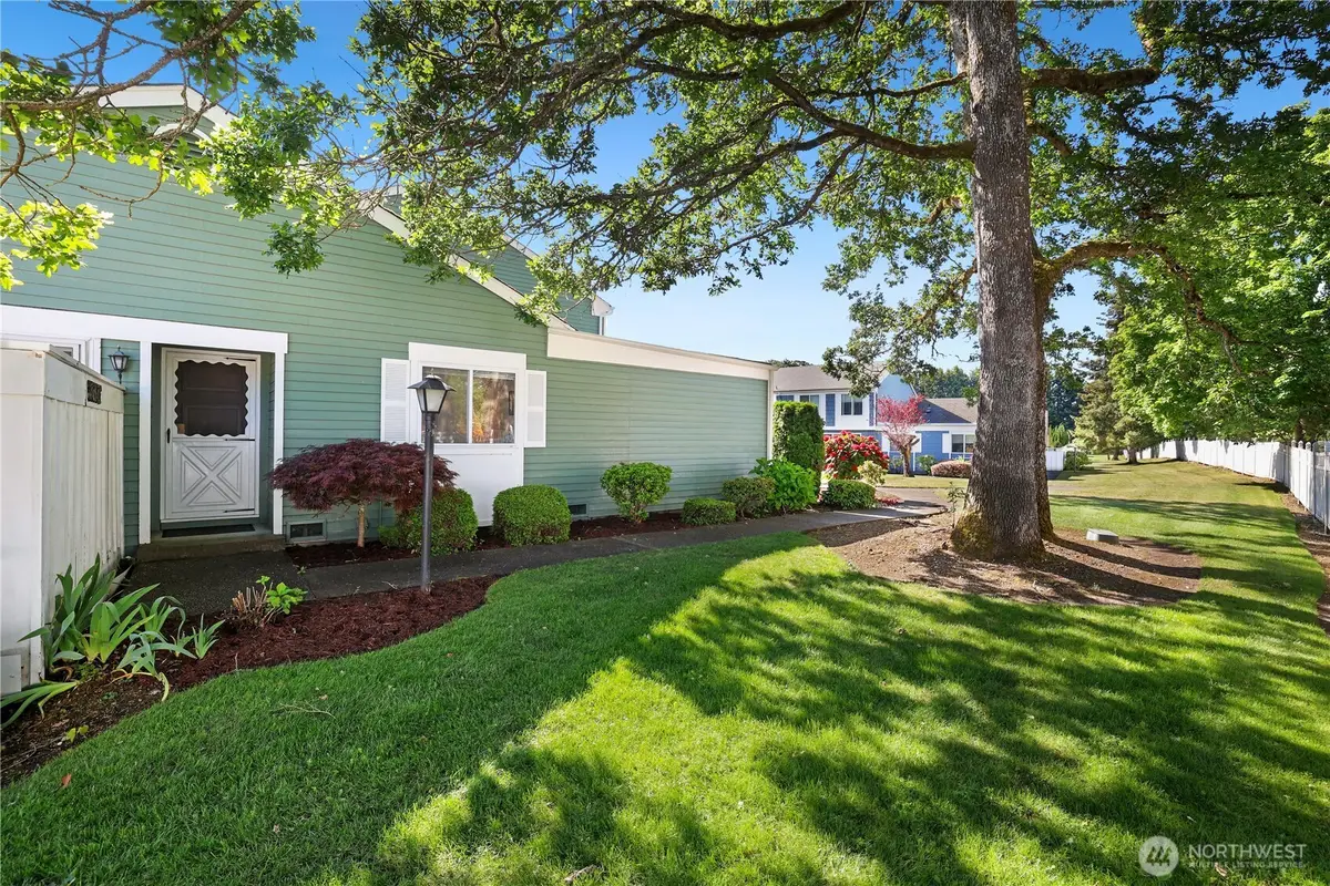 8618 Onyx Drive Sw #F, Lakewood, WA 98498 - #1