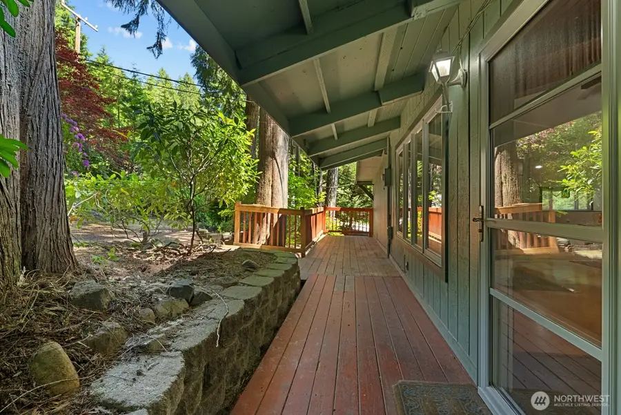 31 N Colony Surf Drive, Lilliwaup, WA 98555 - #2