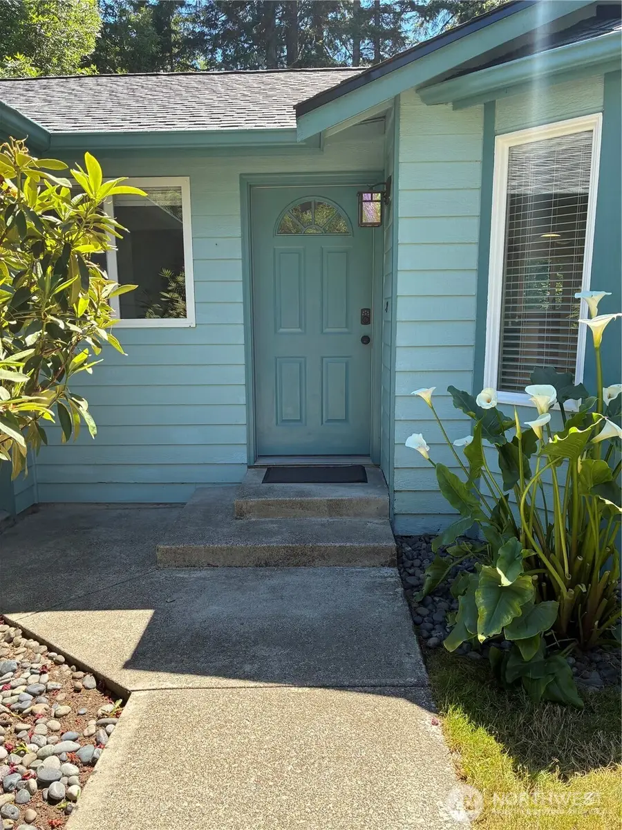 1736 Island Drive Nw, Olympia, WA 98502 - #2