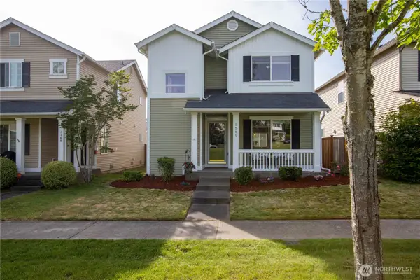 1775 Cadborough Lane, Dupont, WA 98327