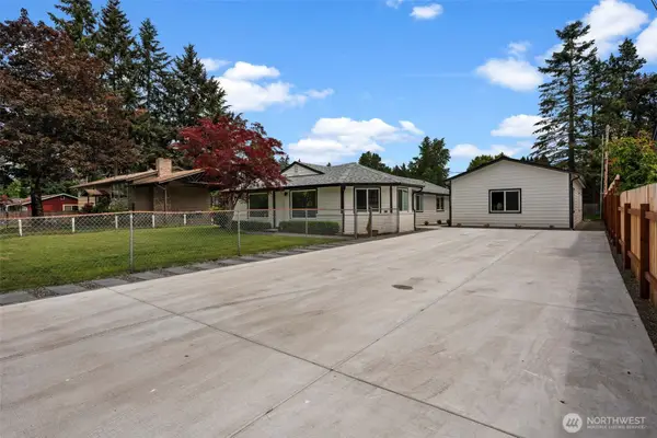 8827 D Street E #2, Tacoma, WA 98445