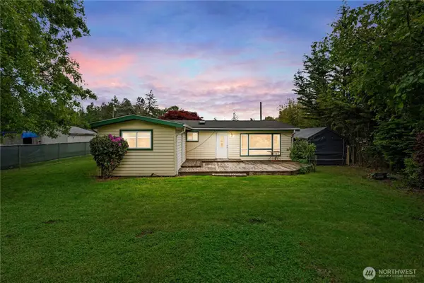 11710 Vickery Avenue E, Tacoma, WA 98446