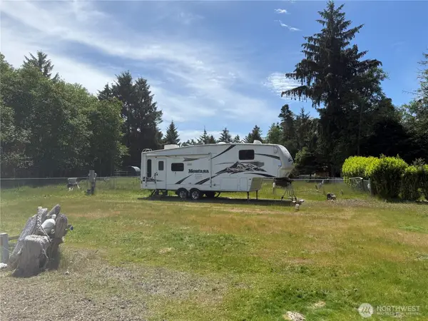 1412 322nd Pl #8, Ocean Park, WA 98640