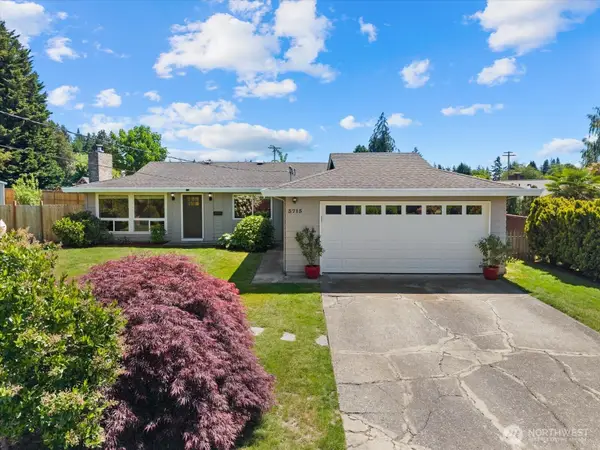 3715 NE 10th Court, Renton, WA 98056