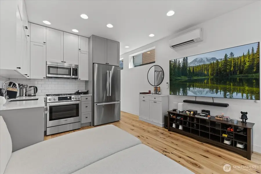 1428 24th Avenue #B, Seattle, WA 98122 - #2