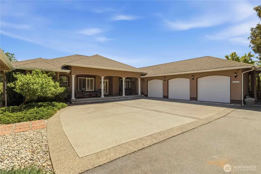 1507 S Scheuber Road, Centralia, WA 98531 - #2