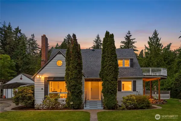840 11th Avenue, Fox Island, WA 98333